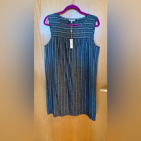 Max Studio Dresses & Skirts - NWT Max Studio Sleeveless 100% Cotton Dress -Size L - Gray with White Details